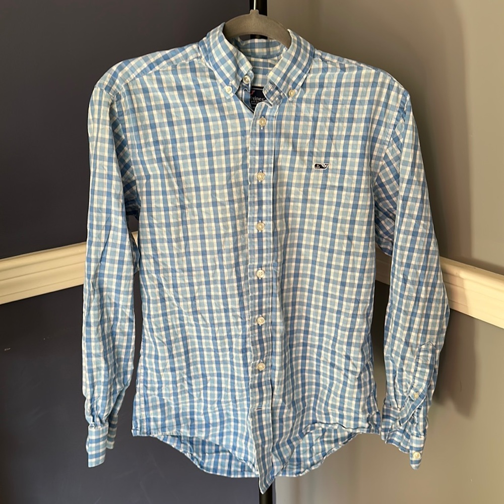 Vineyard vines button down size XS
